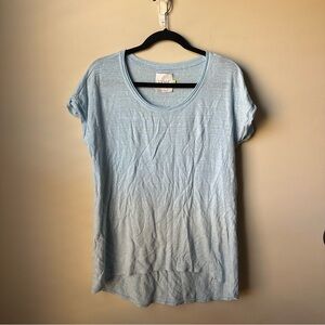 Lysse Classic Linen Blend Tee Womens Size Small Blue Tshirt Classic Basic Beachy